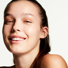 MAC- Prep + Prime Natural Radiance- Radiant Yellow