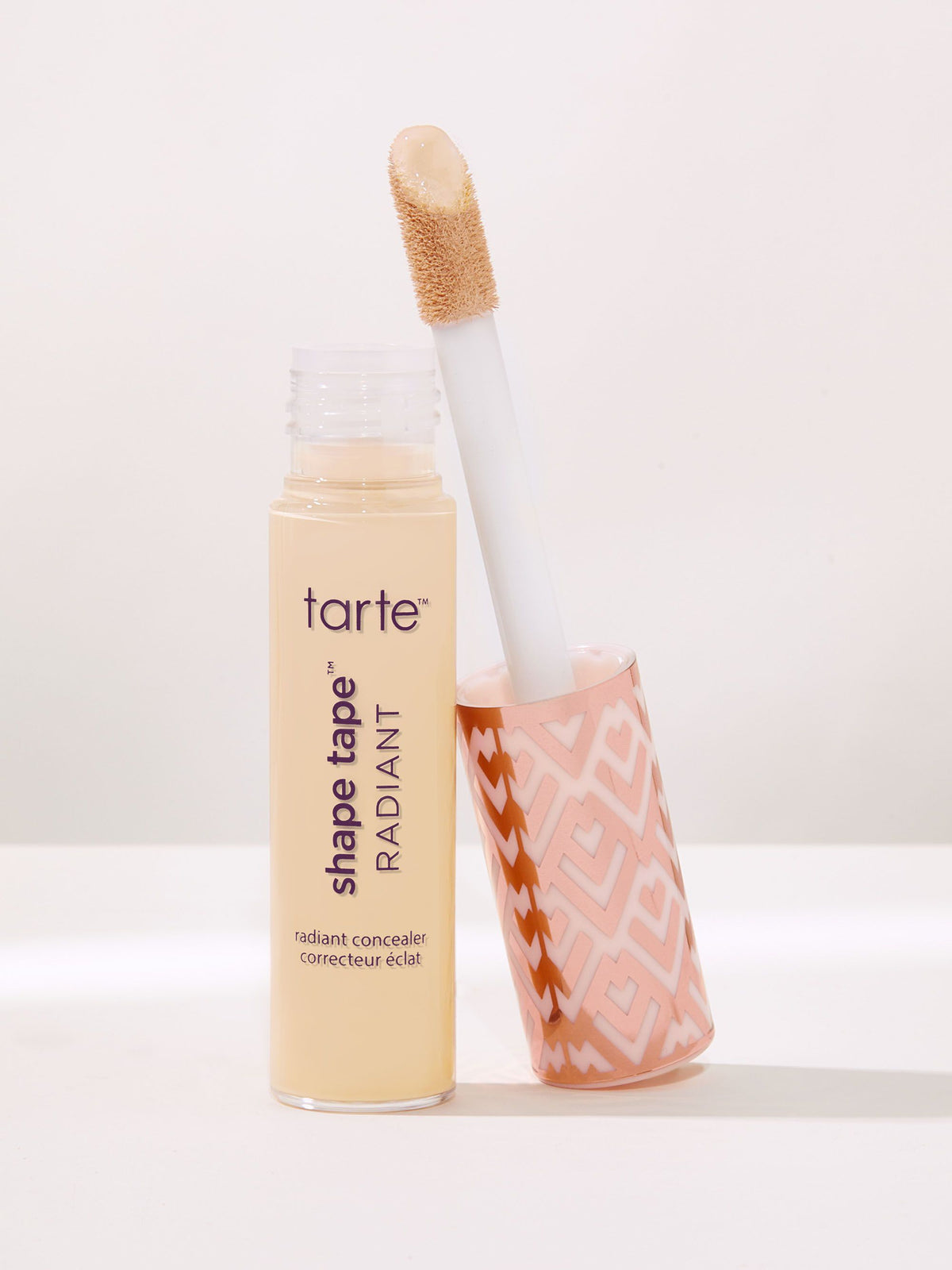 Tarte- shape tape™ radiant medium coverage concealer- 12S Fair