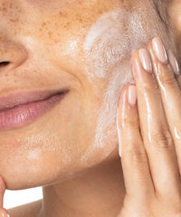 Neutrogena- Neutrogena® Ultra Gentle Daily Cleanser for Sensitive Skin 473ml