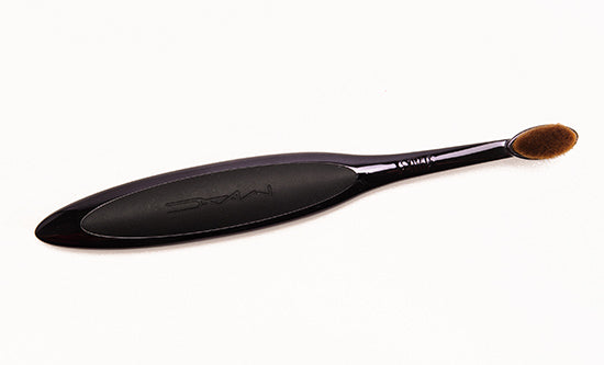 MAC- Oval Brush 3 Shading/Blending/Contour Brush